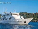 Scuba Diving on Liveaboard Cruise in Andamans